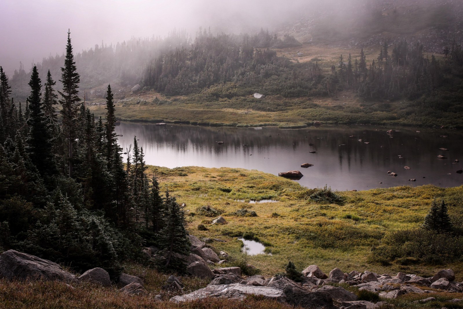 Misty Lake in Colorado — Nature wallpaper