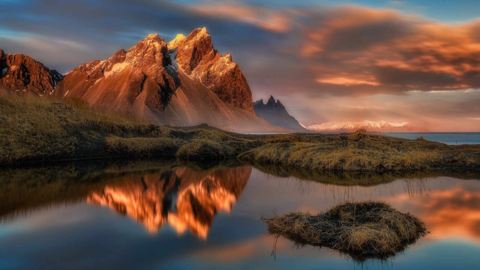 Lake and Mountains in Olive Light — Sunsets & Sunrises wallpaper