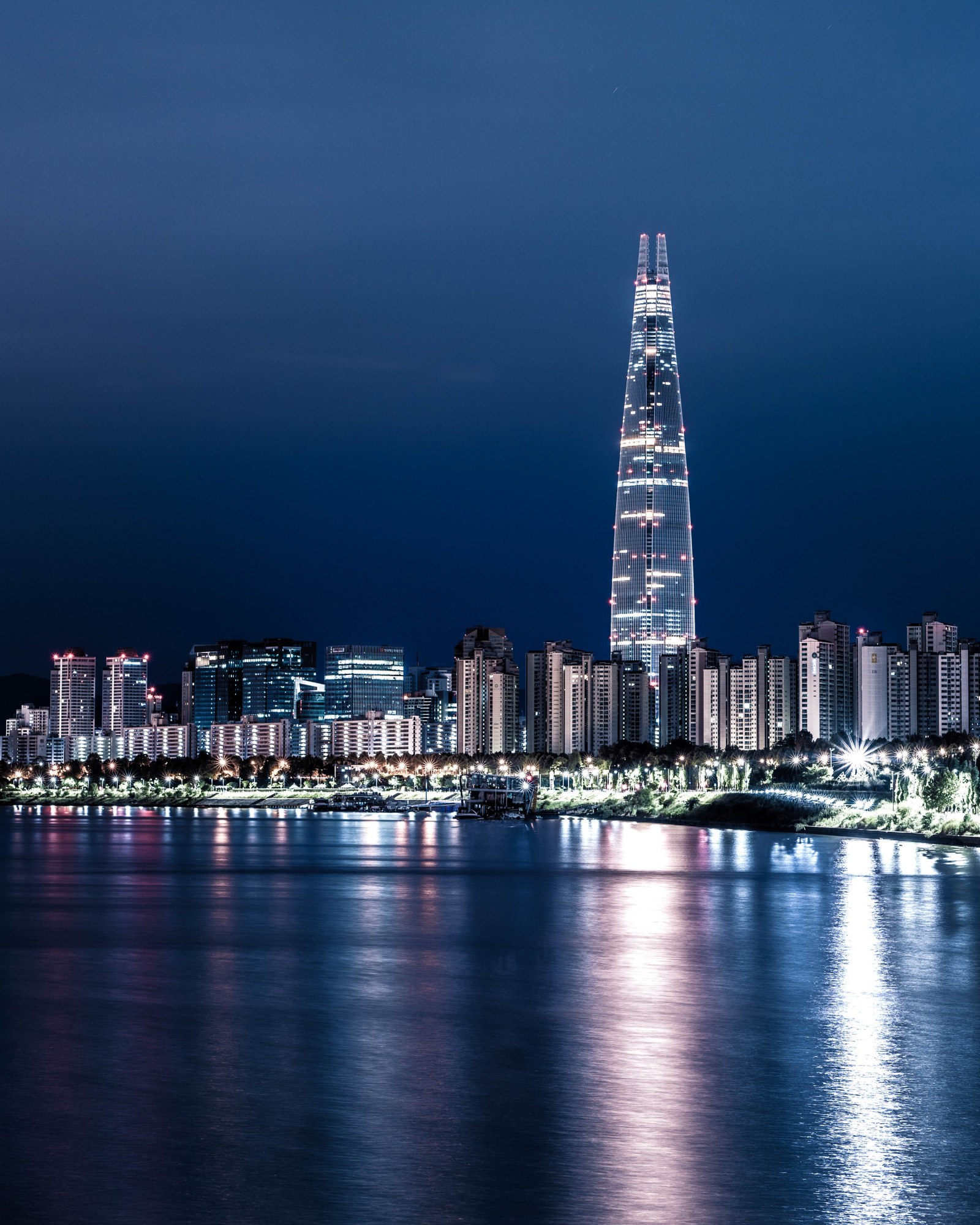 Cityscape Night Reflections Night Lights Urban Metropolitan Wallpaper — City wallpaper