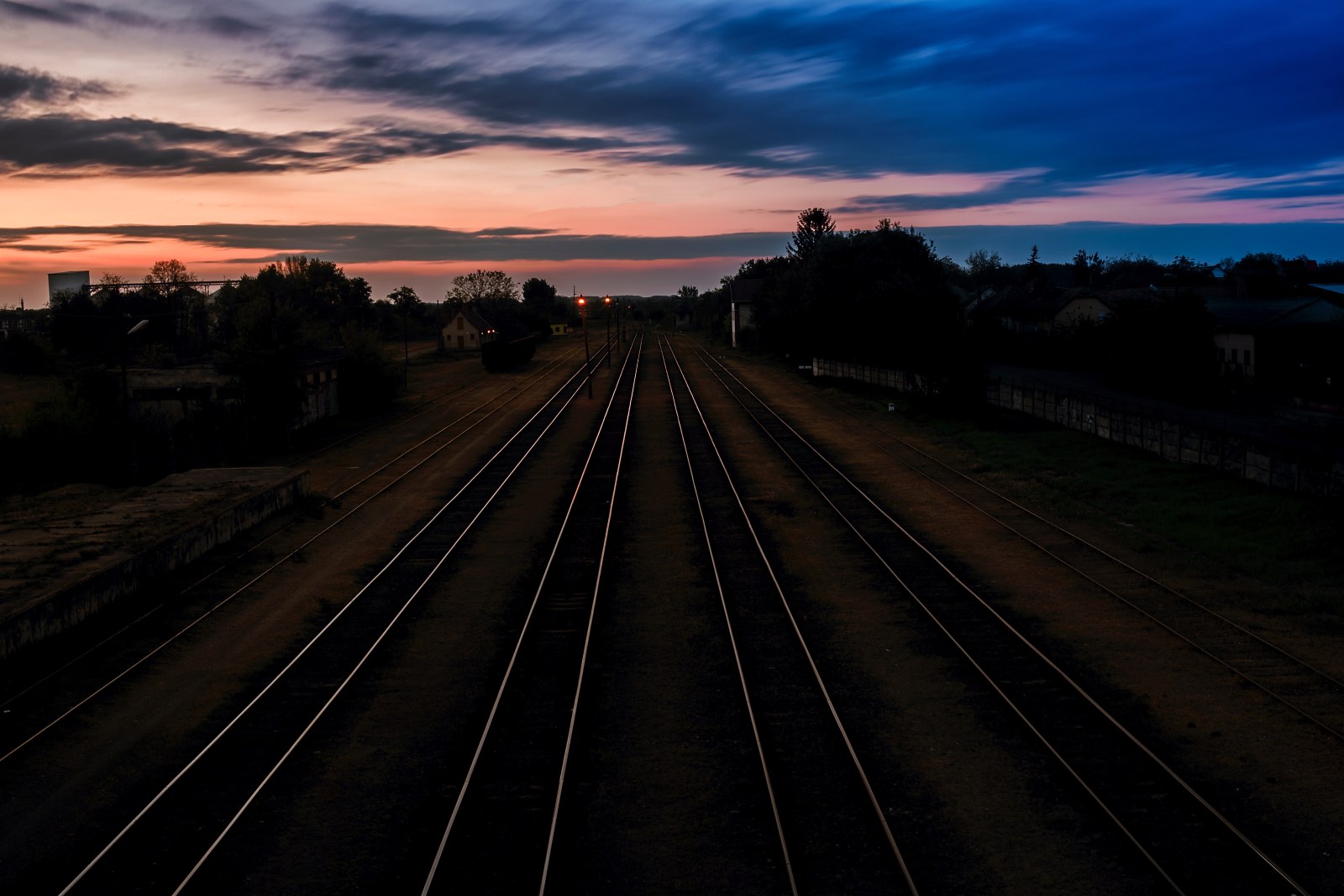 Railway Lines Under a Twilight Sky — Trains wallpaper