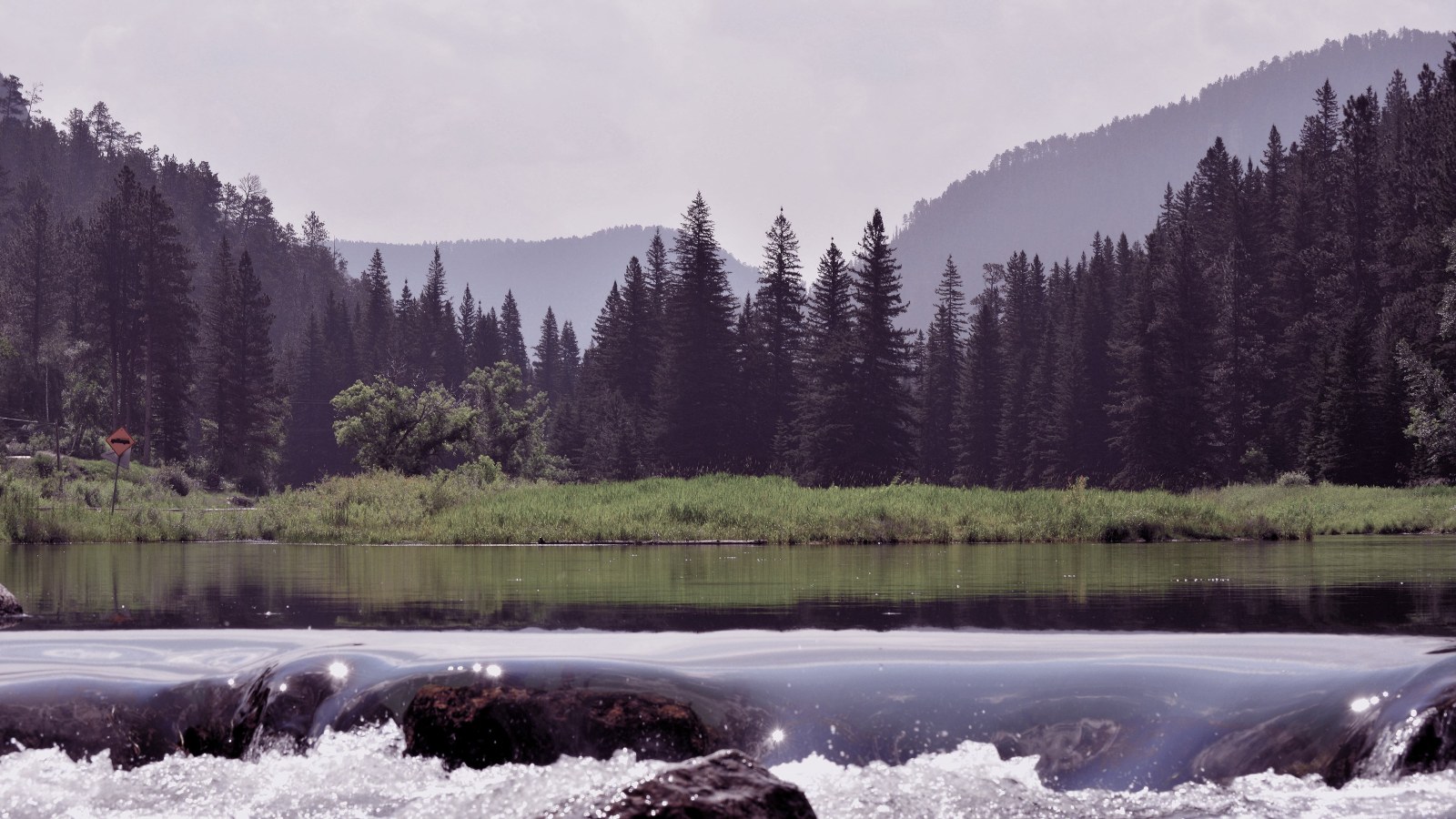 Misty Winter River — Nature wallpaper