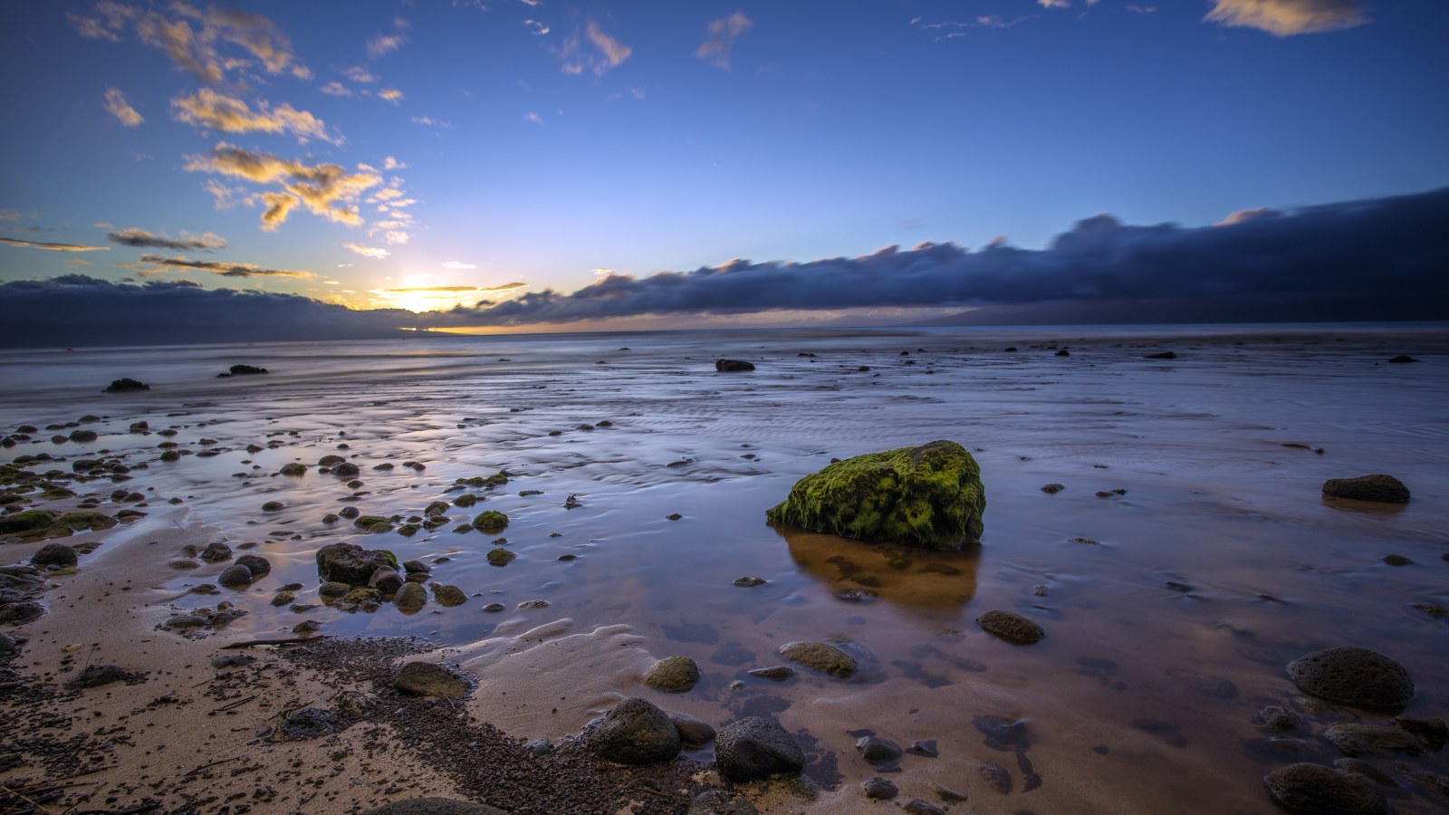 Rocky Beach at Blue Hour 4K Wallpaper — Nature wallpaper