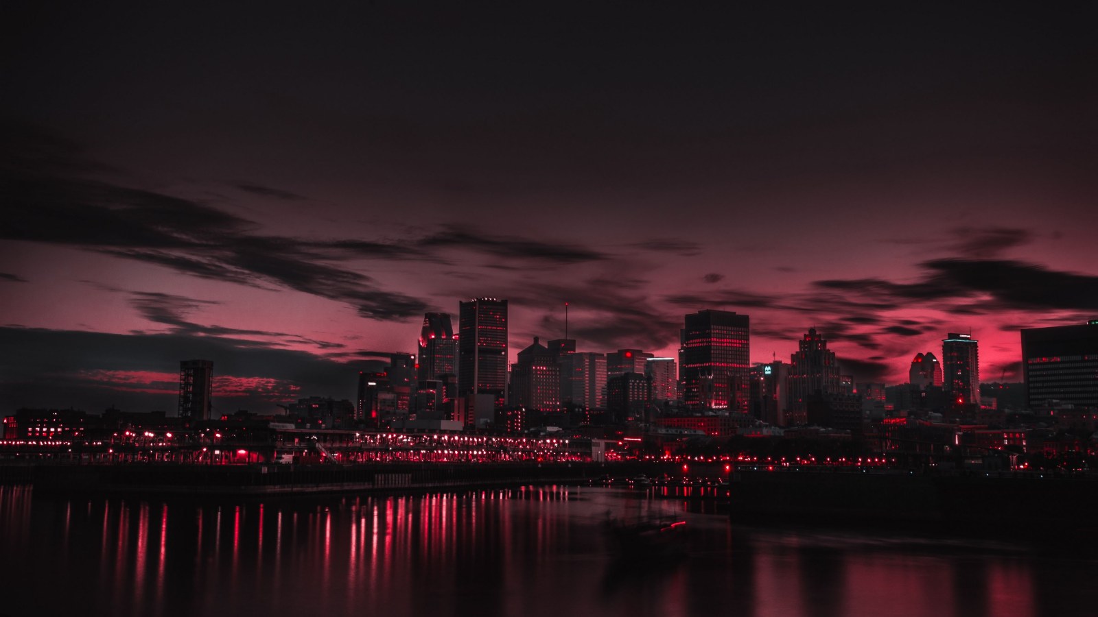 City Skyline in Dark Natural Light — City wallpaper