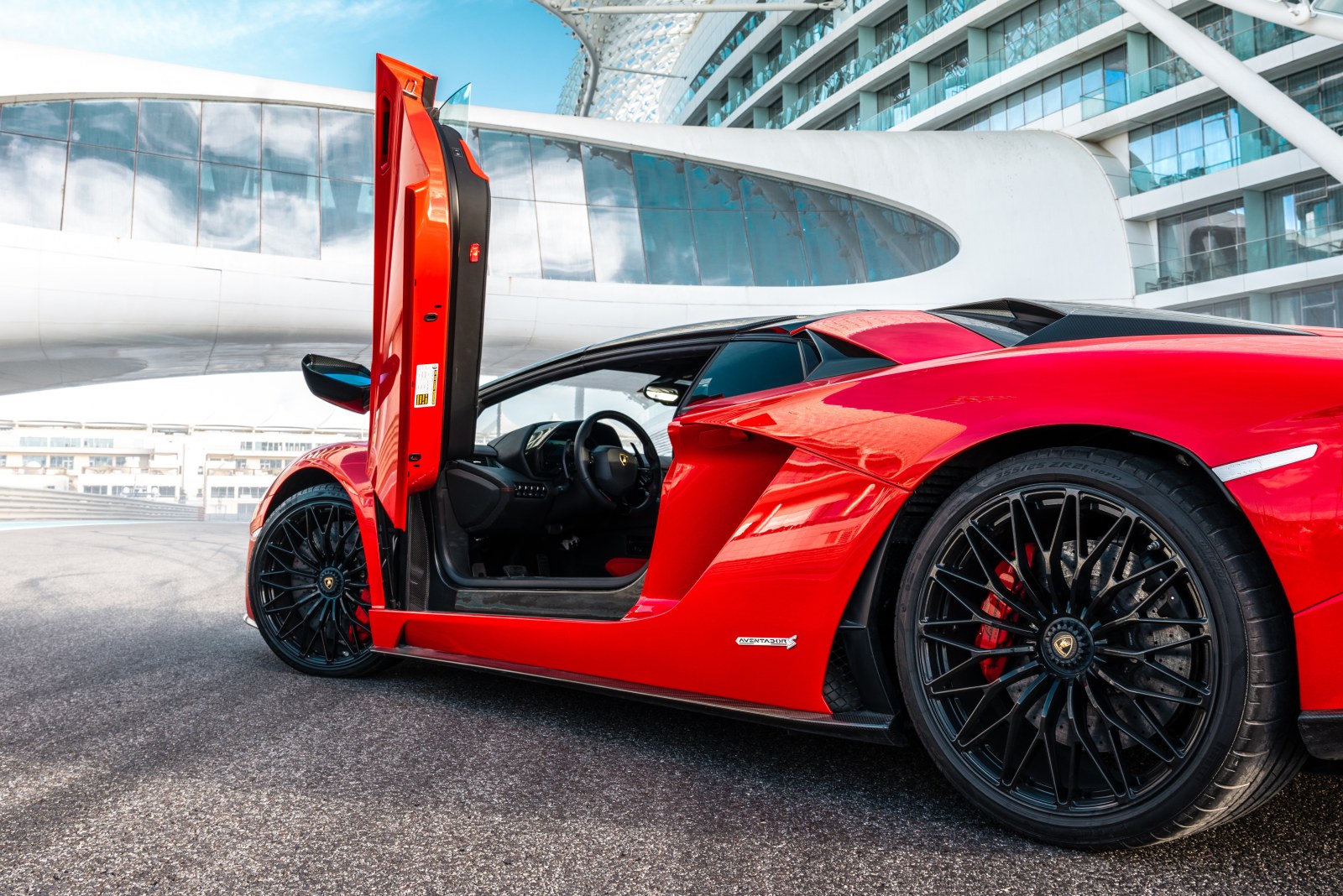 Lamborghini Aventador S Roadster Wallpaper — Cars wallpaper