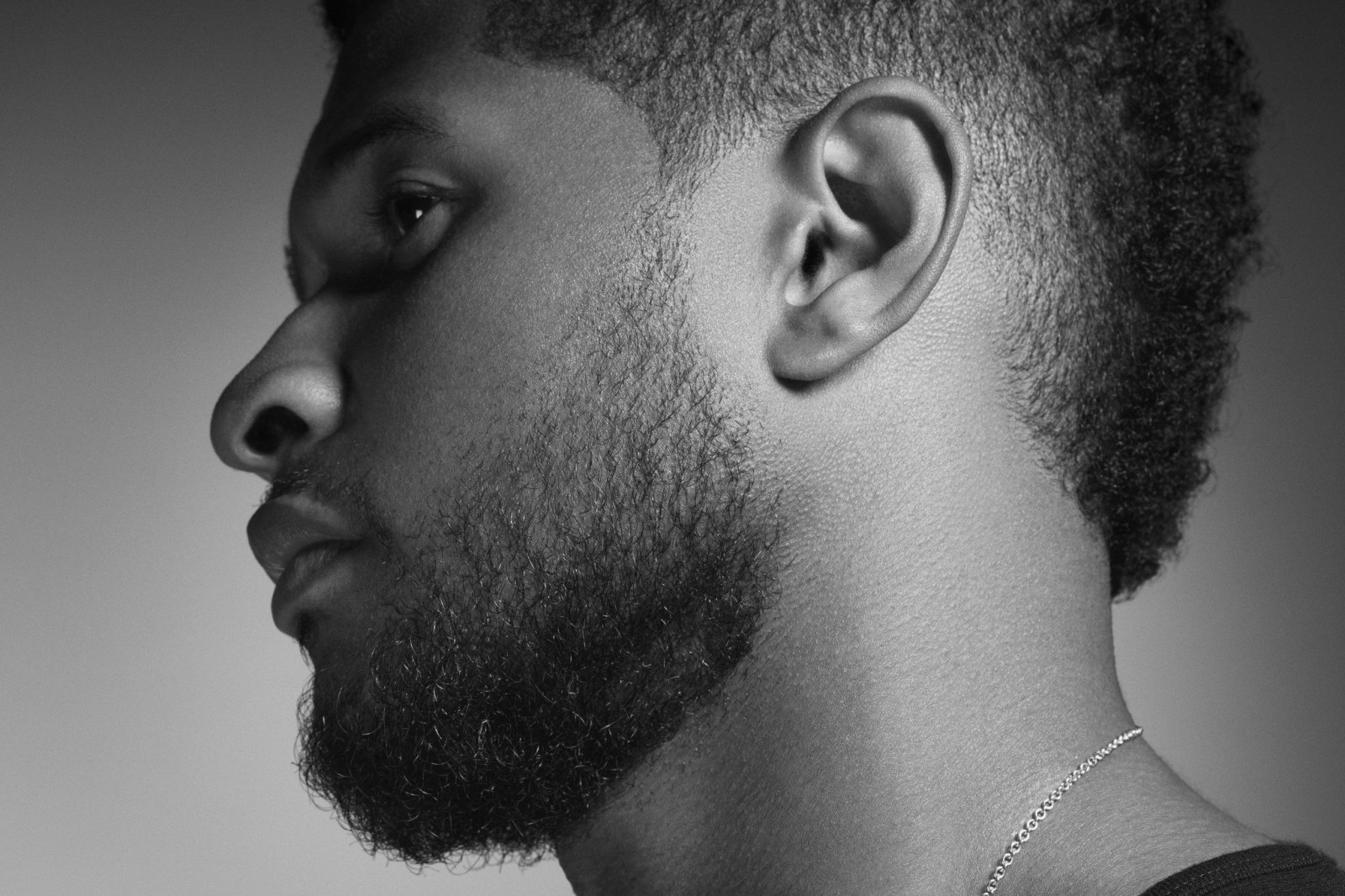 Black and White Side Profile Portrait Wallpaper — People / Portraits wallpaper