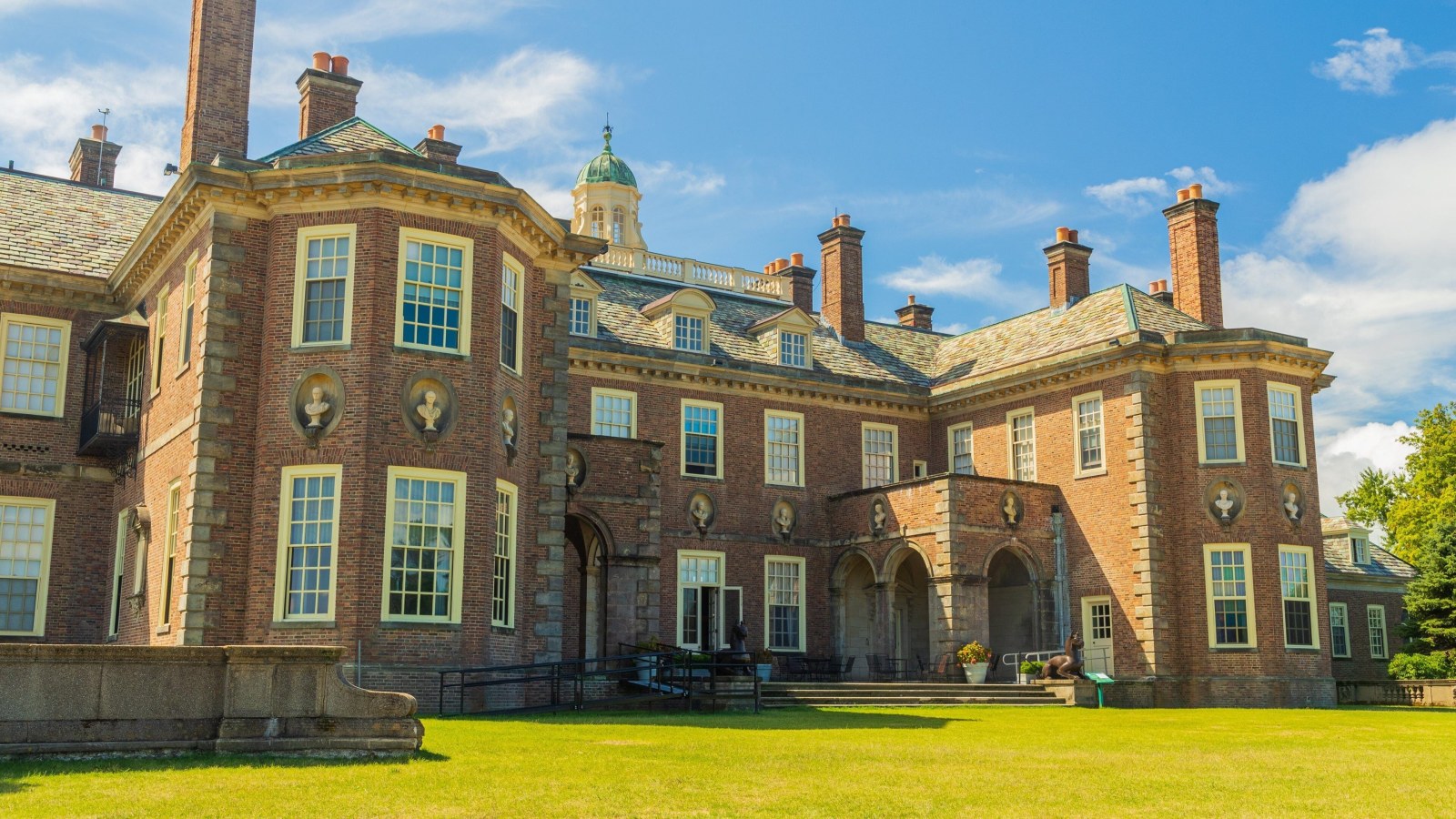 Castle Hill Mansion on the Crane Estate — Architecture wallpaper