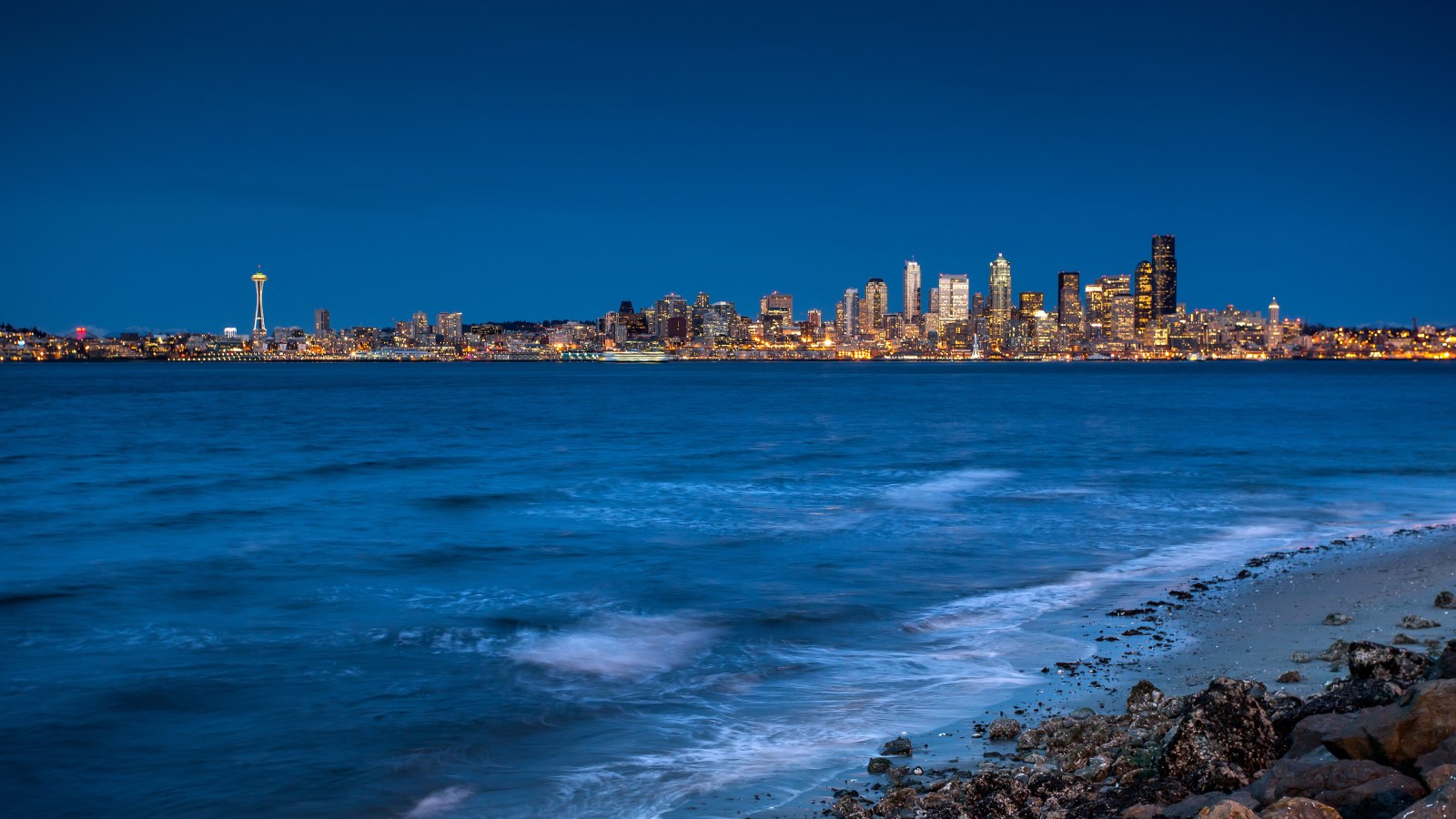 Distant Skyline Across the Bay — city 4K wallpaper