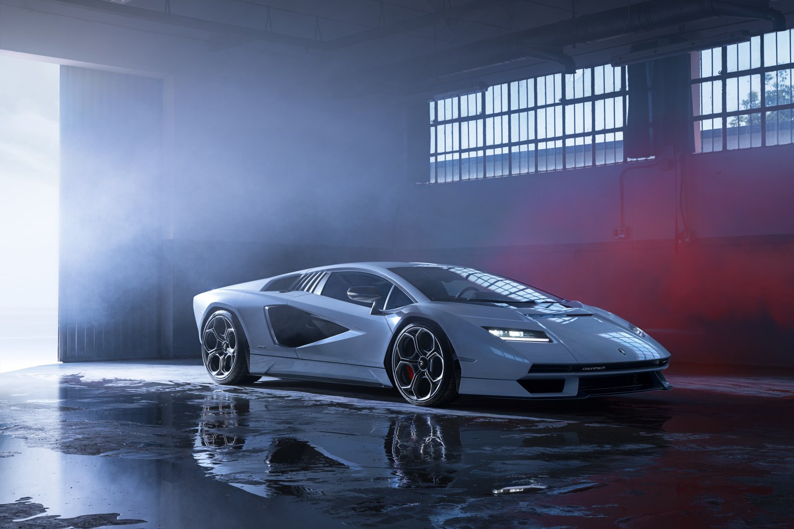 Silver Supercar in a Misty Hall — Cars wallpaper
