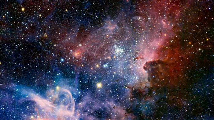 Vivid Starfield and Nebula 4K Wallpaper — Space wallpaper