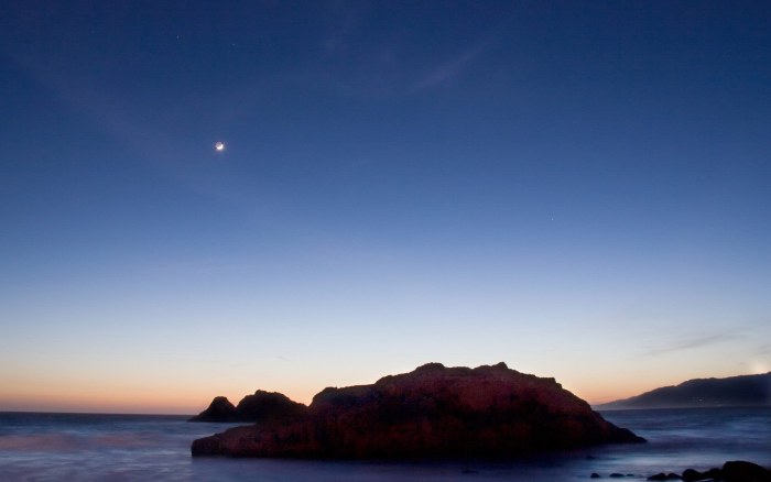 Rocky Island at Twilight Wallpaper — Nature wallpaper