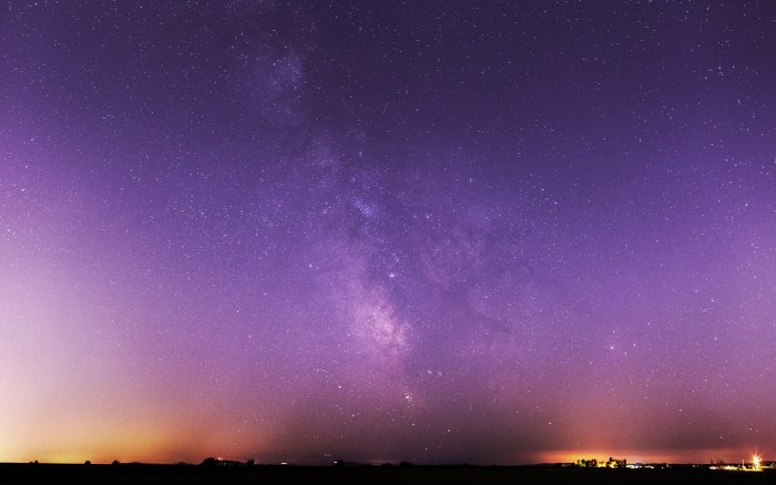 Sky in Cool Violet Light — Night Sky wallpaper