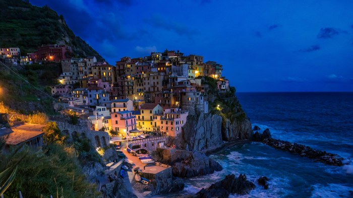 Sea Cliffs and Ocean in Blue Light — City wallpaper