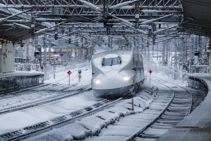 Landscape 4K Wallpaper 3 — Trains wallpaper