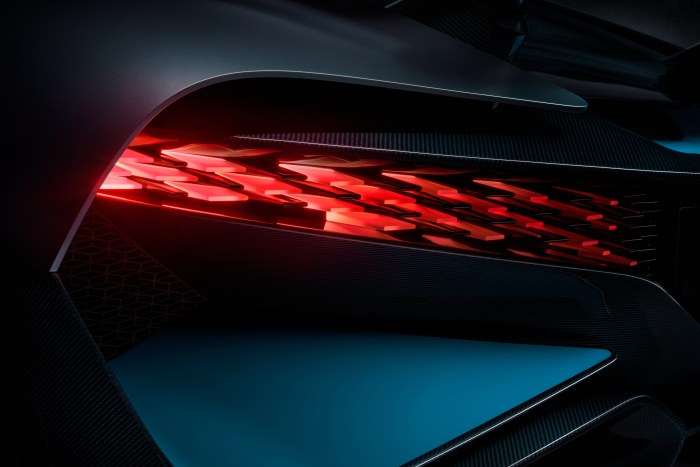 Led Tail Lights Bugatti Divo Wallpaper — Cars wallpaper