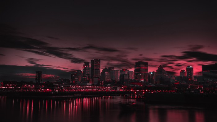 City Skyline in Dark Natural Light — City wallpaper