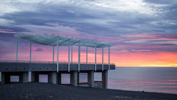Pier Under a Purple Sky — Ocean & Beach wallpaper
