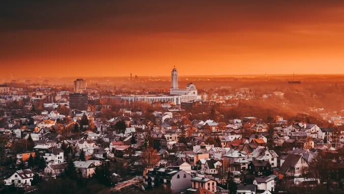 Cityscape in Warm Brown Light — Sunsets & Sunrises wallpaper