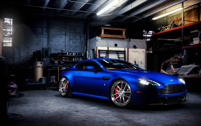 Blue Sports Car in a Workshop Wallpaper — Cars wallpaper