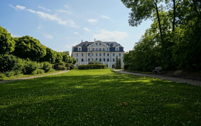 Summer Garden and Country House Wallpaper — Architecture wallpaper