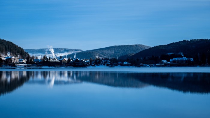Black Forest Lakeside Village Wallpaper — Nature wallpaper