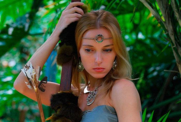 Forest Portrait with Decorative Jewelry Wallpaper — People / Portraits wallpaper
