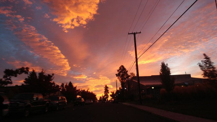 City Street and Sky in Natural Light — Sunsets & Sunrises wallpaper