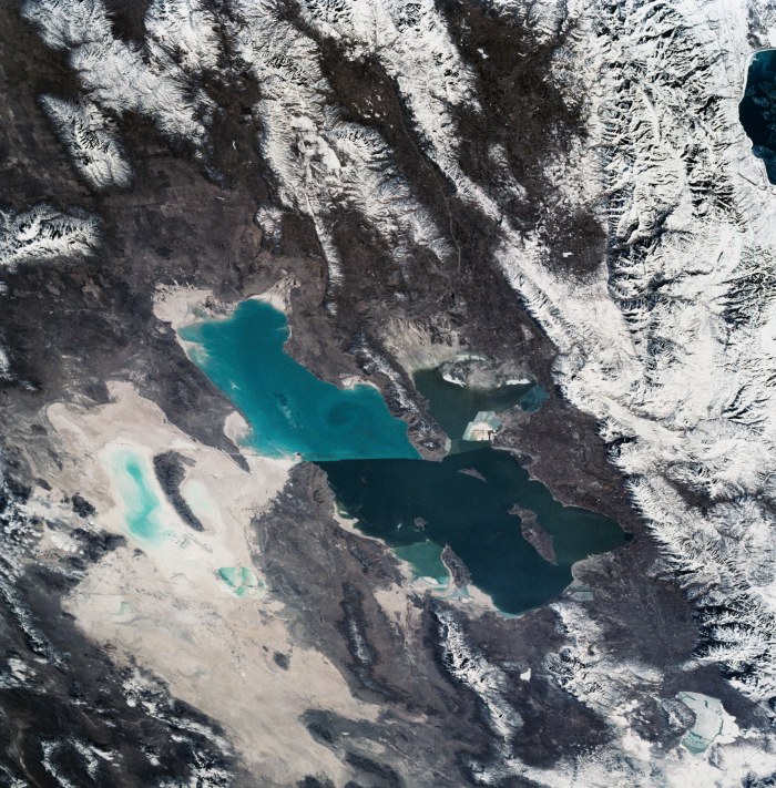 Great Salt Lake from Space — Earth from Space wallpaper