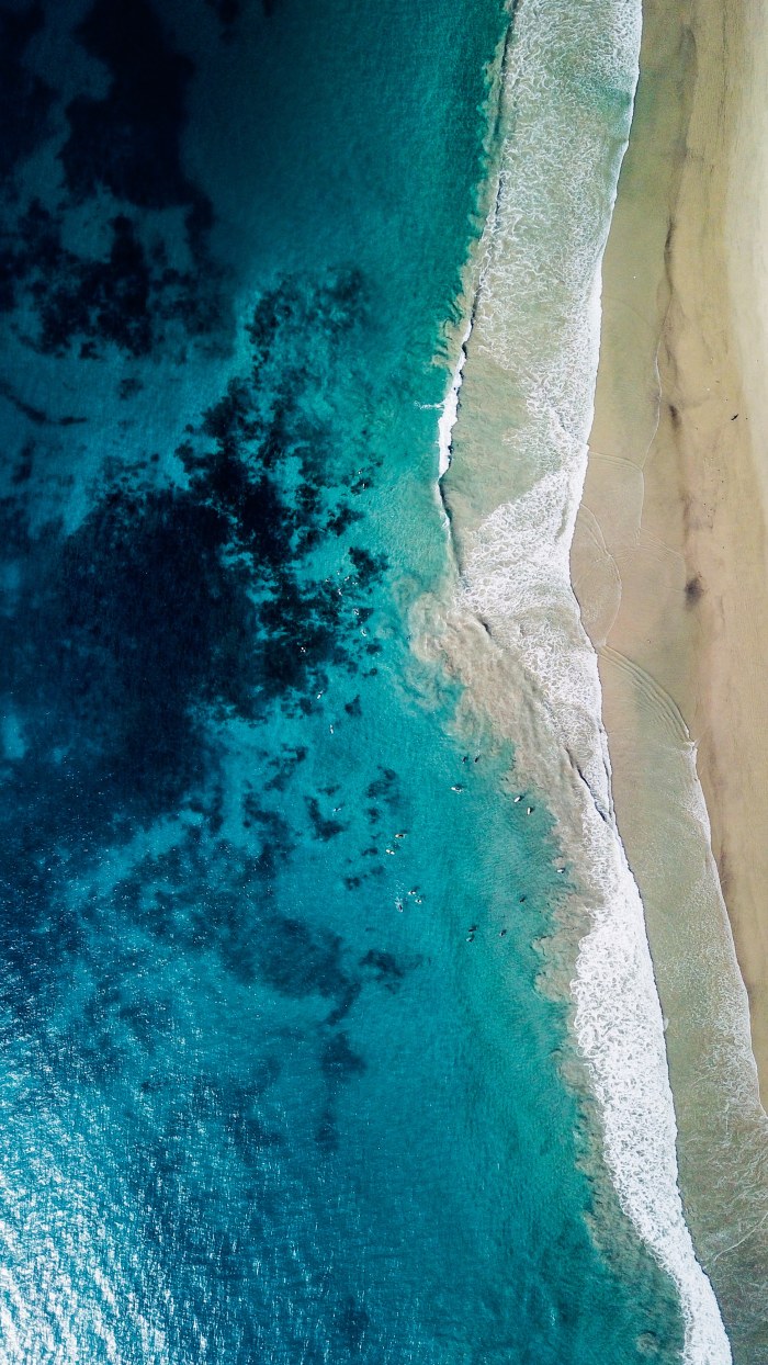 Turquoise Shoreline from Above — Ocean & Beach wallpaper