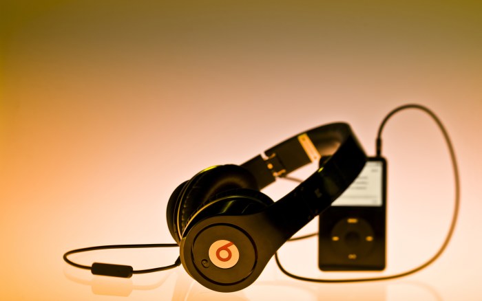Headphones and Music Player Wallpaper — Technology wallpaper